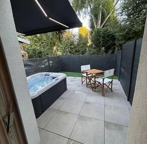 Apartment La Secrete Et Son Abrite